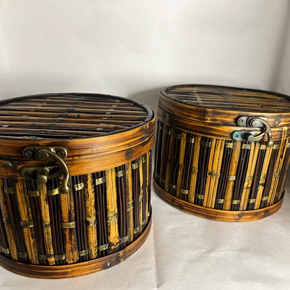 Set of 2 Basket Weave Ratan Wicker Container Woven Storage Organizer with Lid - Picture 1 of 9